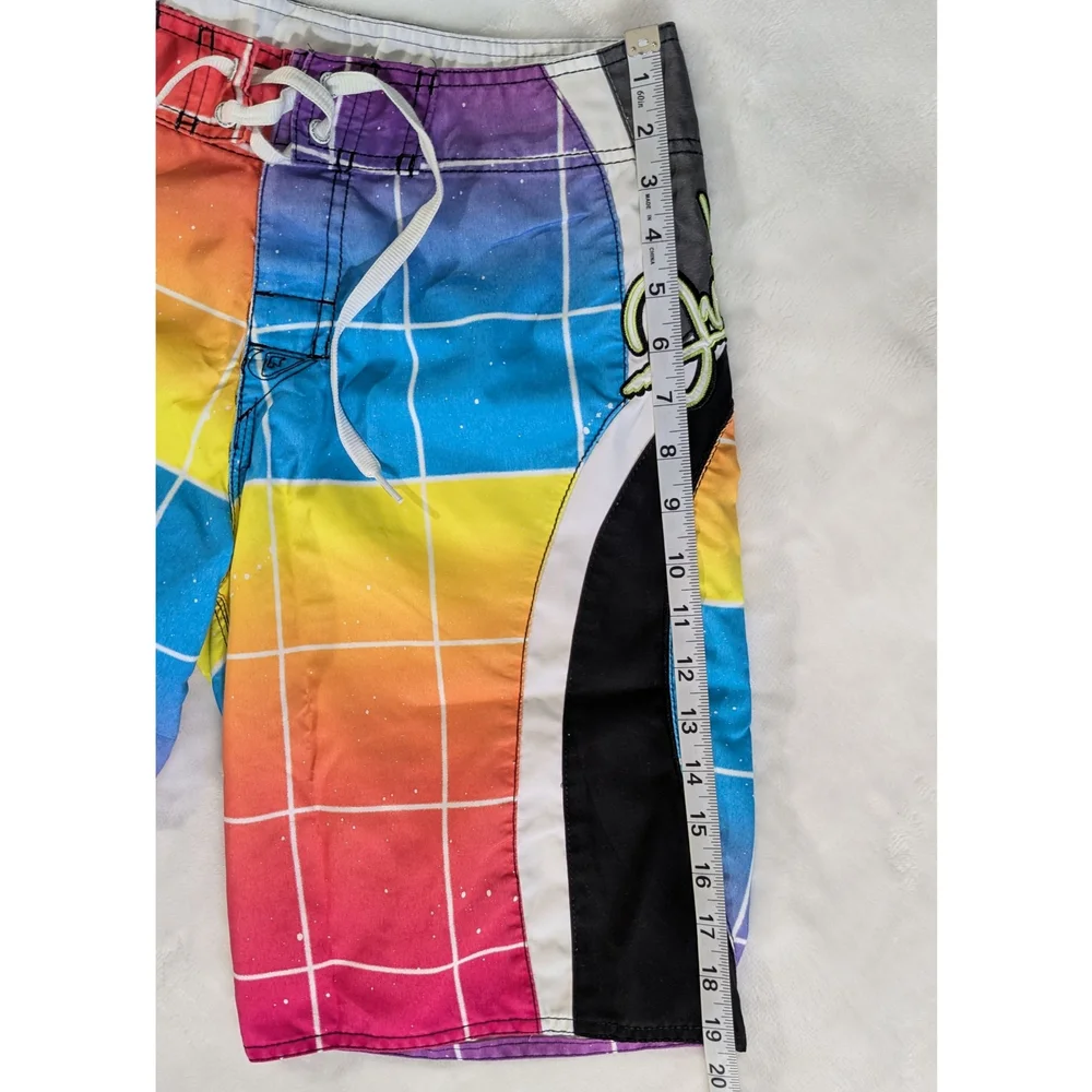 ❤️ Quicksilver Colorful Grid Swim Shorts